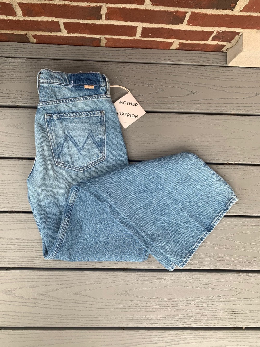 Mother The Bookie Sneak Jeans